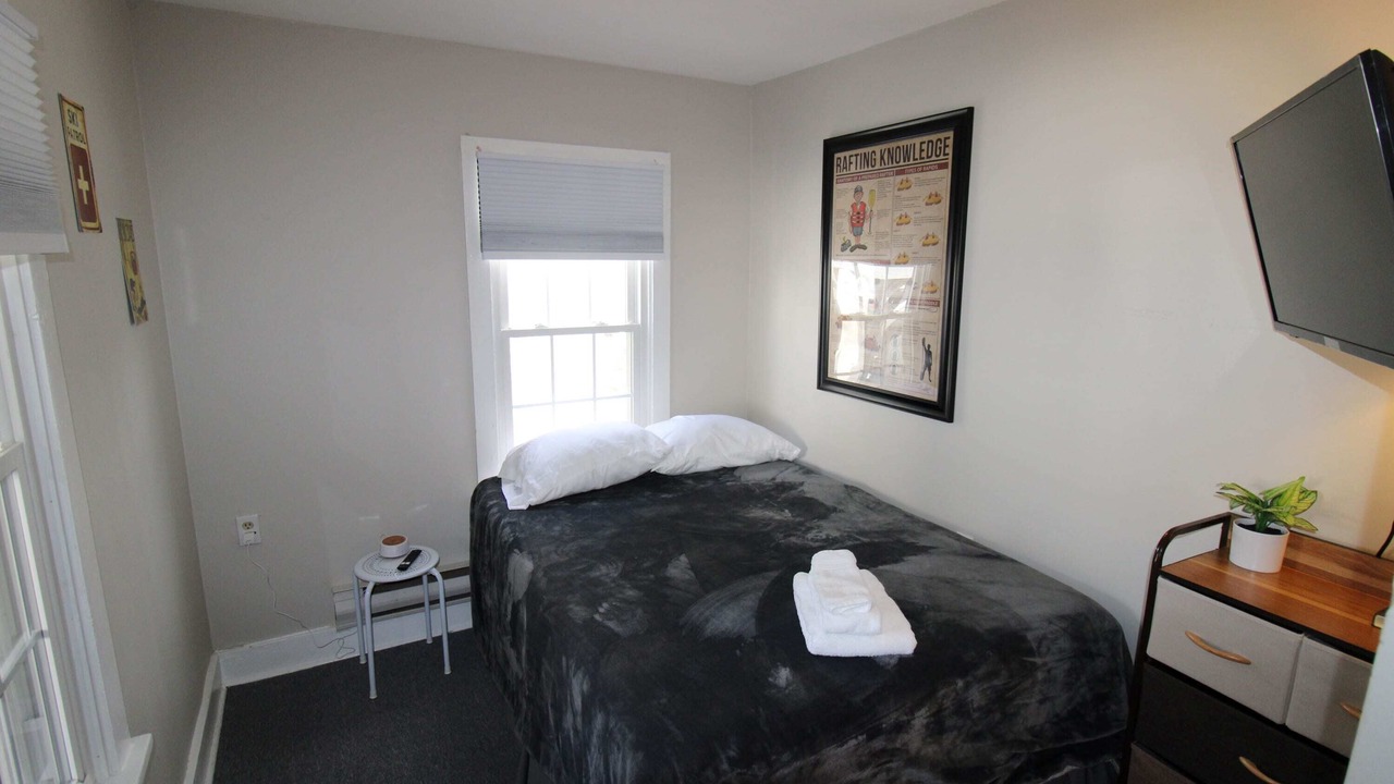Photo of Bedroom in North Creek