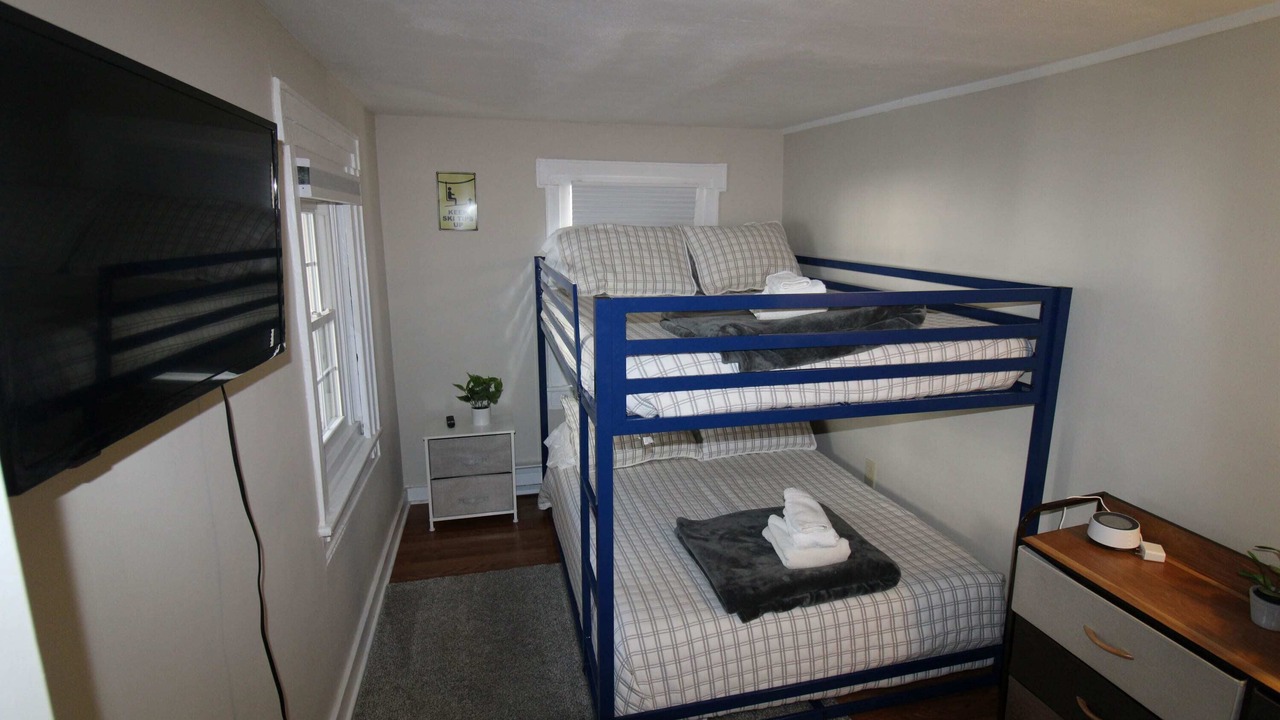 Photo of Bedroom in North Creek