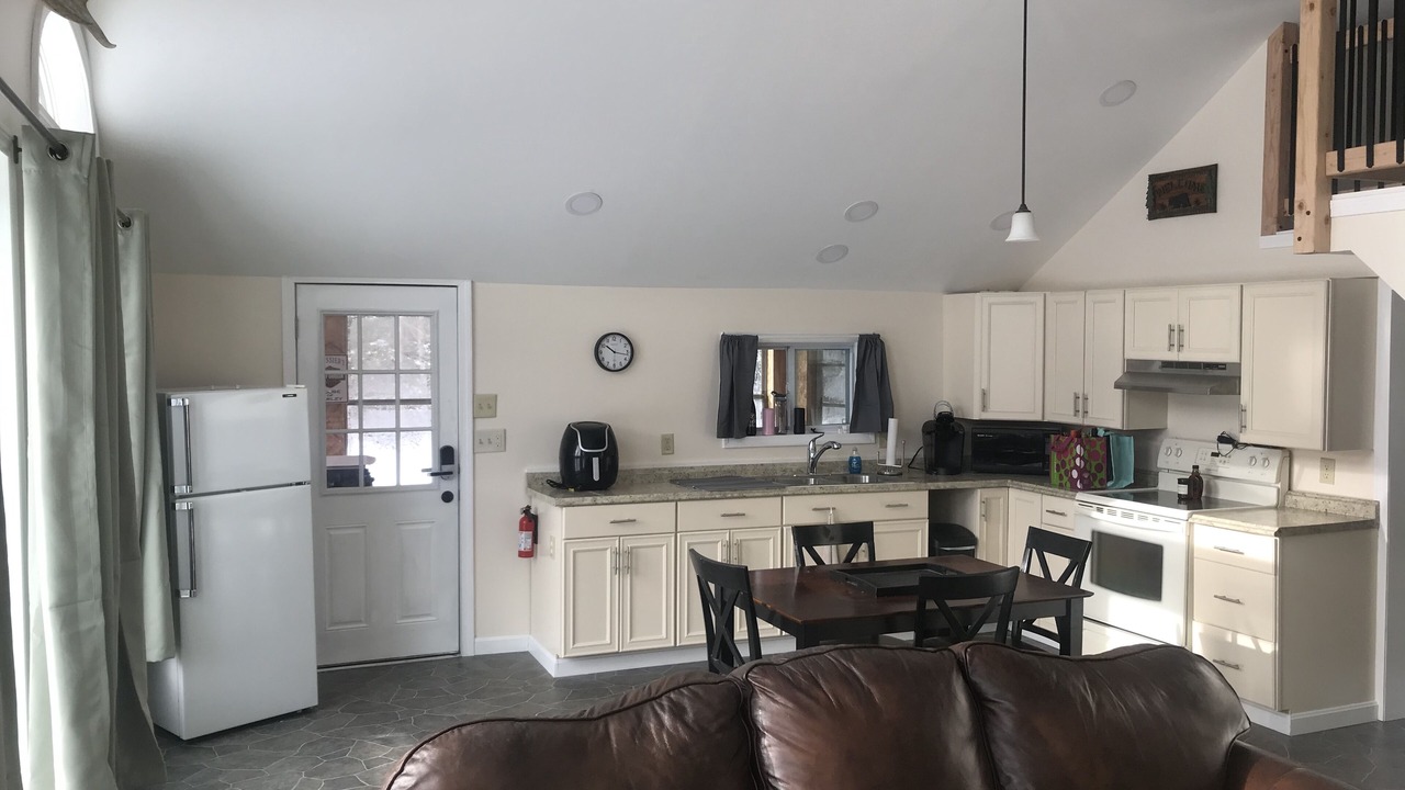 Photo of Livingroom in Pittsburg