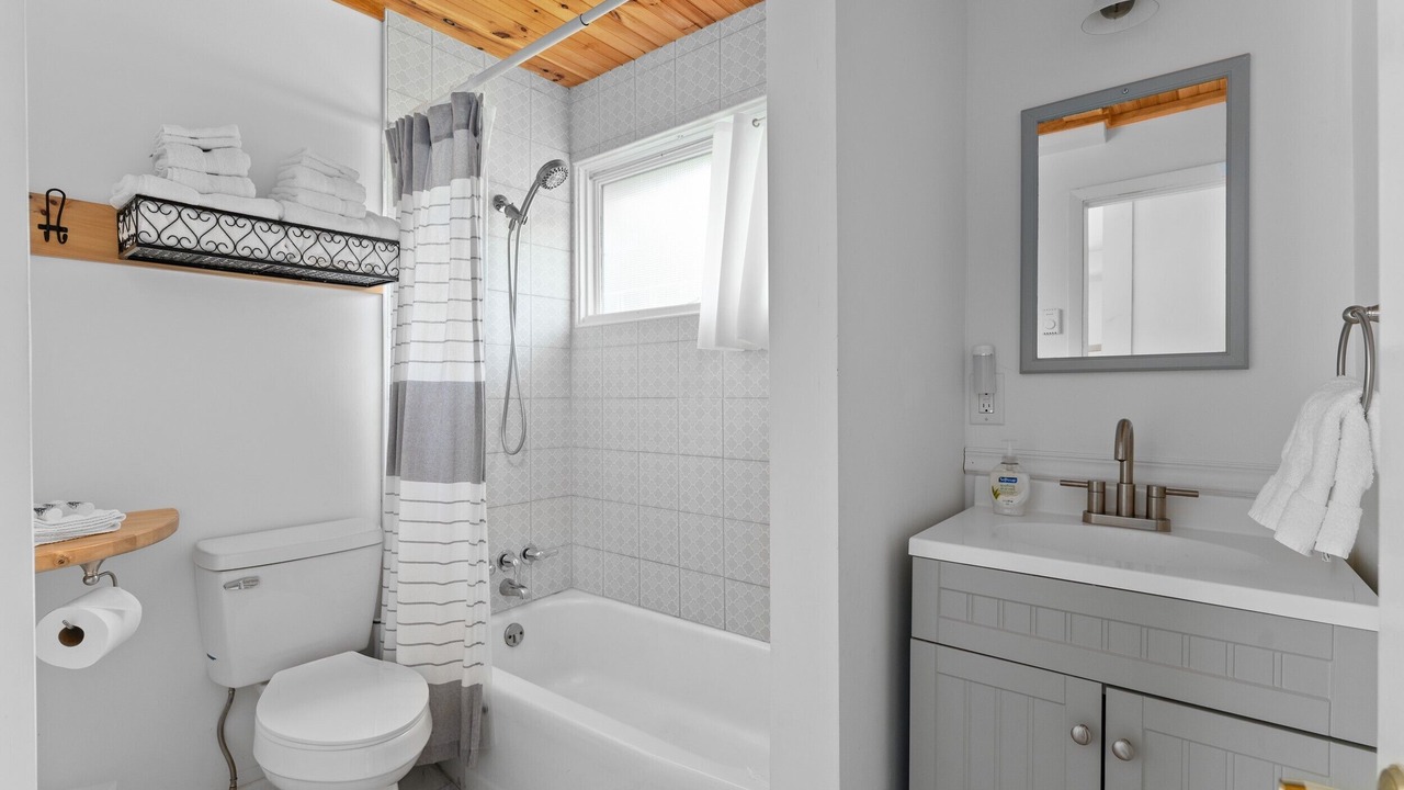 Photo of Bathroom in Jeffersonville