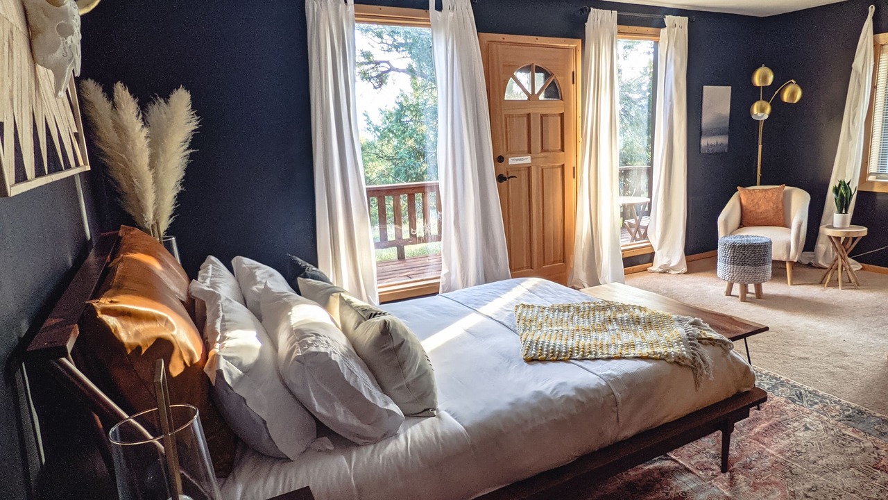 Photo of Bedroom in Howard