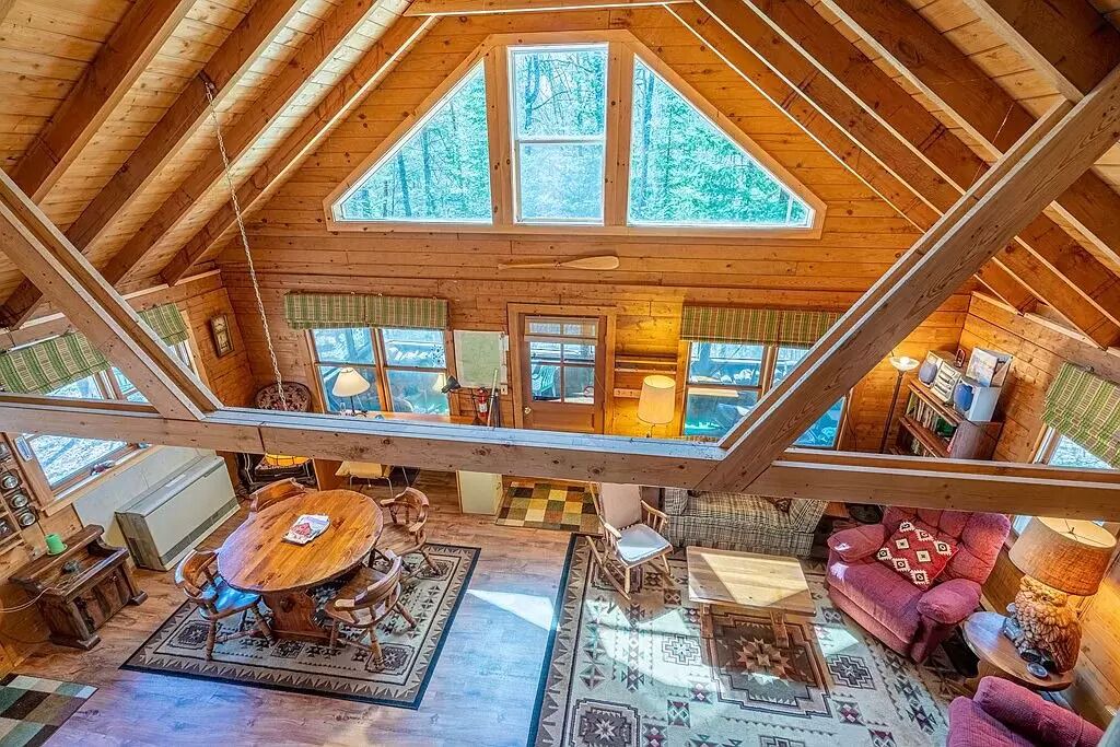 Photo of Livingroom in Vermontville