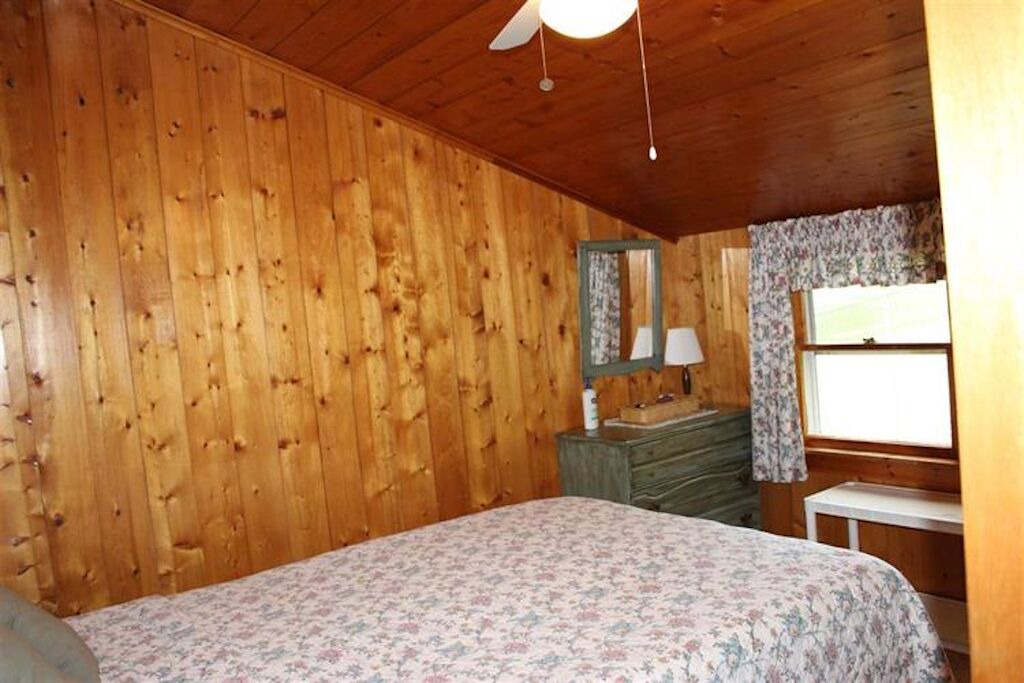Photo of Bedroom in Alburg