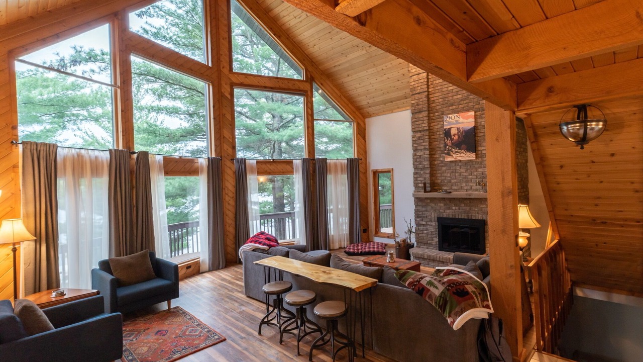 Photo of Livingroom in Minong
