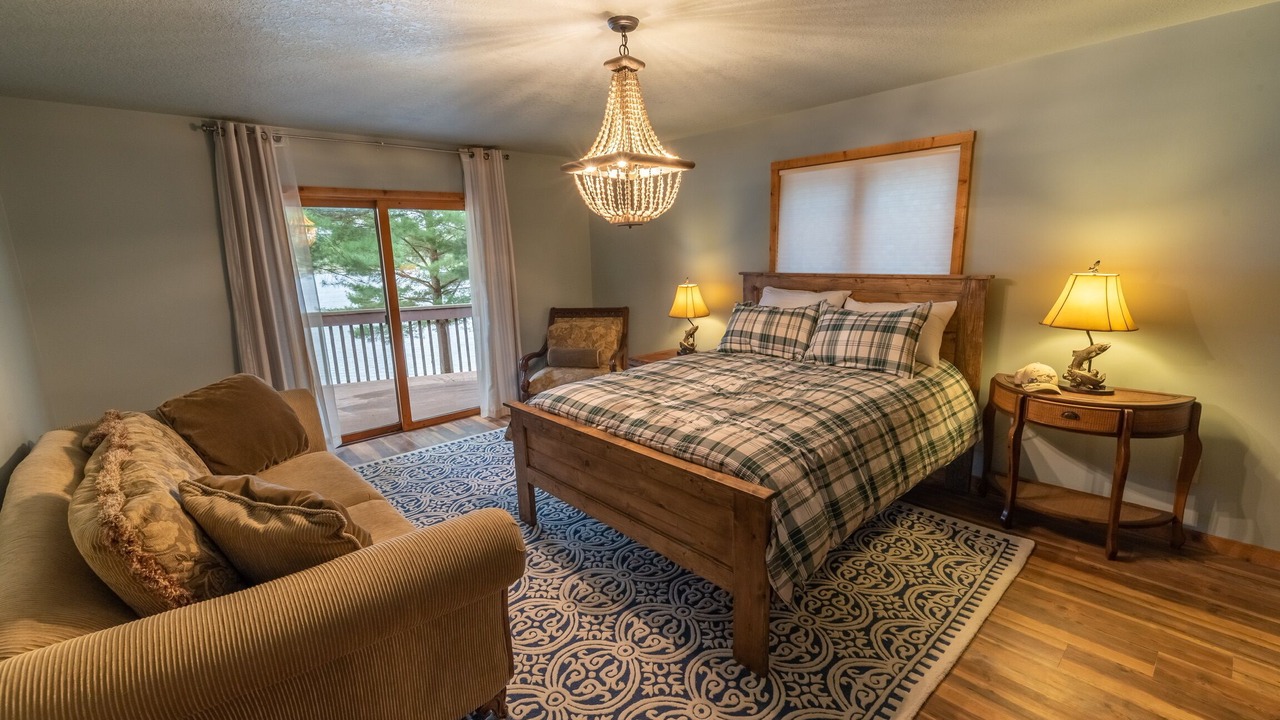 Photo of Bedroom in Minong