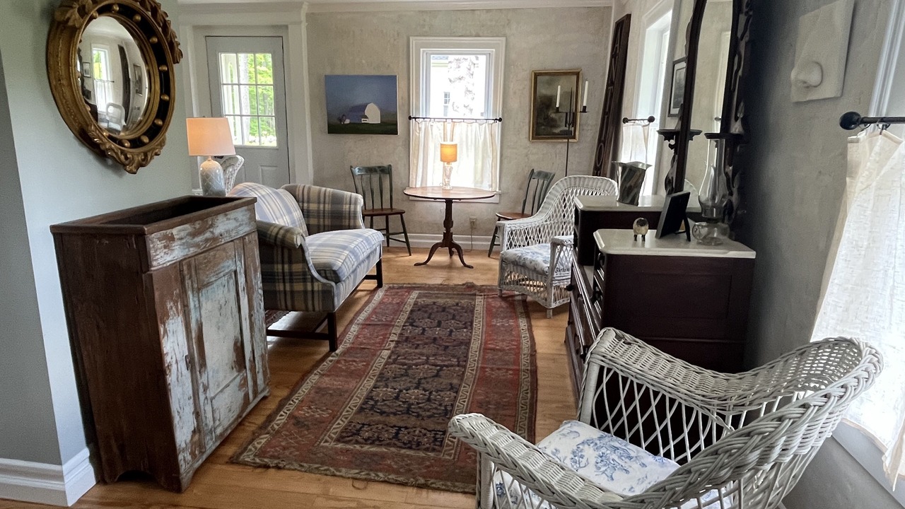 Photo of Livingroom in Colebrook