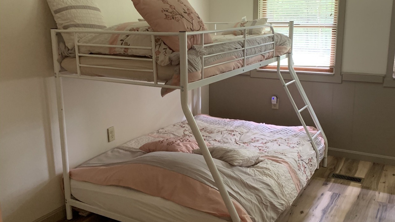 Photo of Bedroom in Warfordsburg