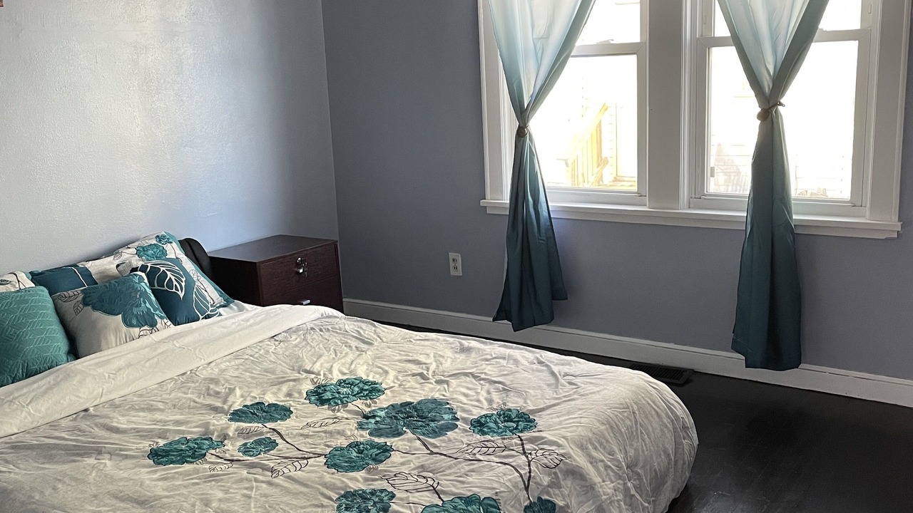 Photo of Bedroom in North End