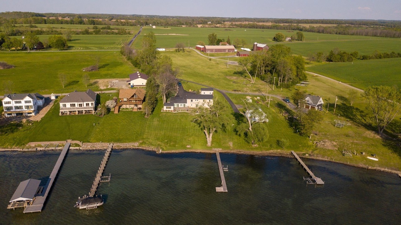 Photo of Outdoor in Cayuga