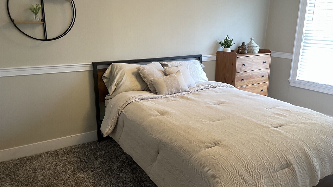 Photo of Bedroom in Skaneateles
