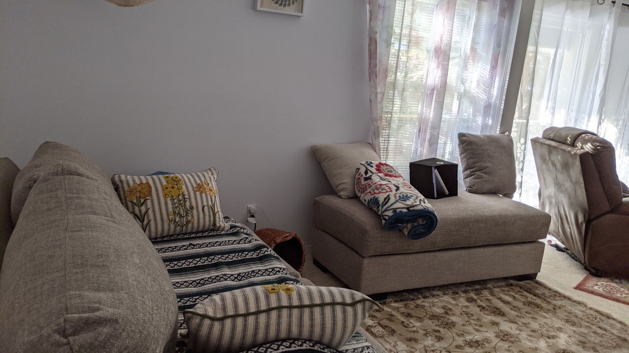 Photo of Livingroom in Los Alamos
