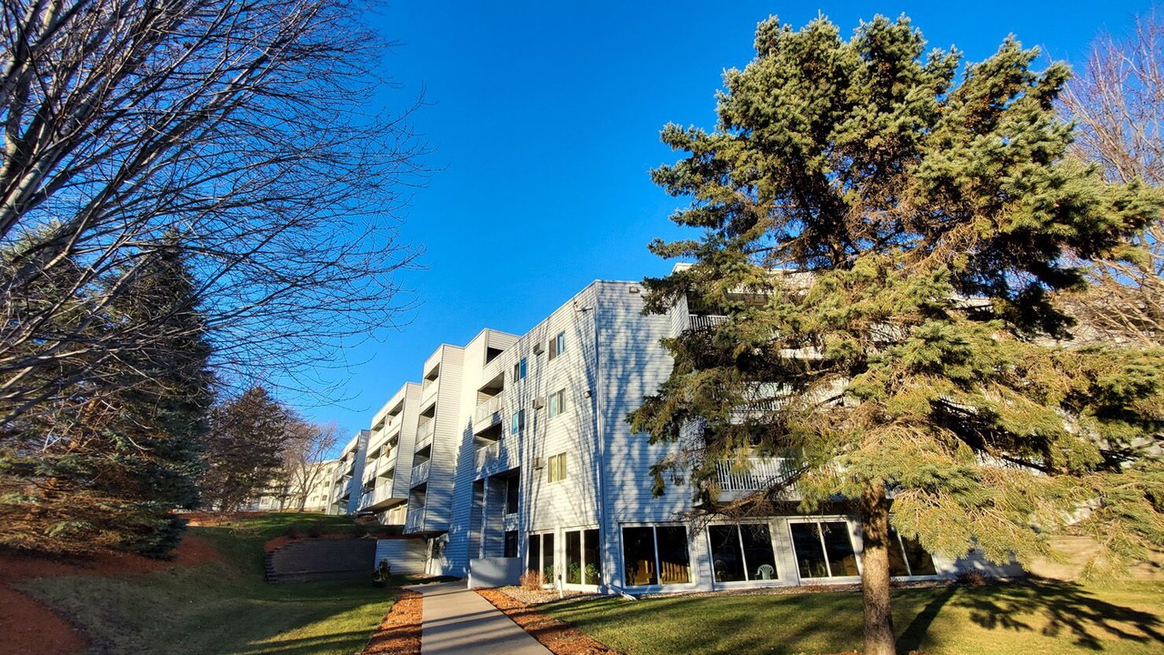 Photo of Outdoor in Little Canada