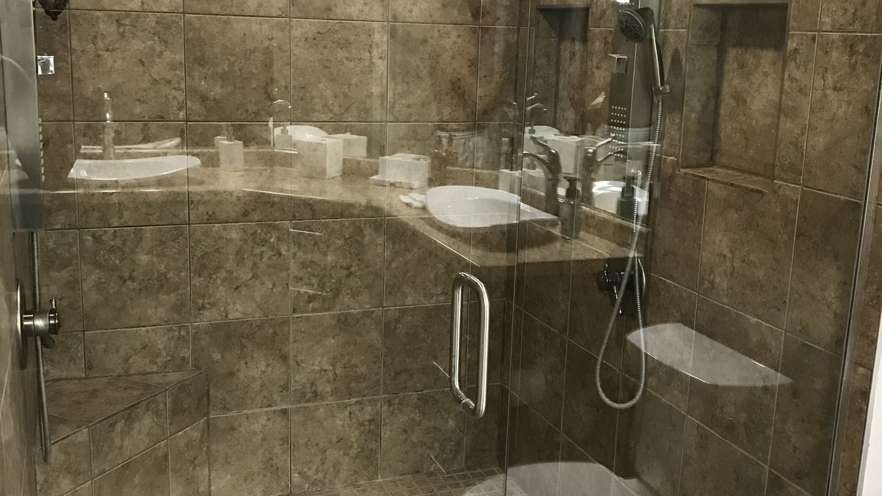 Photo of Bathroom in Butte Des Morts
