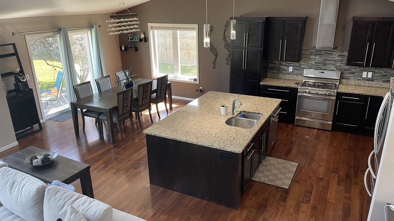 Photo of Kitchen in Butte Des Morts