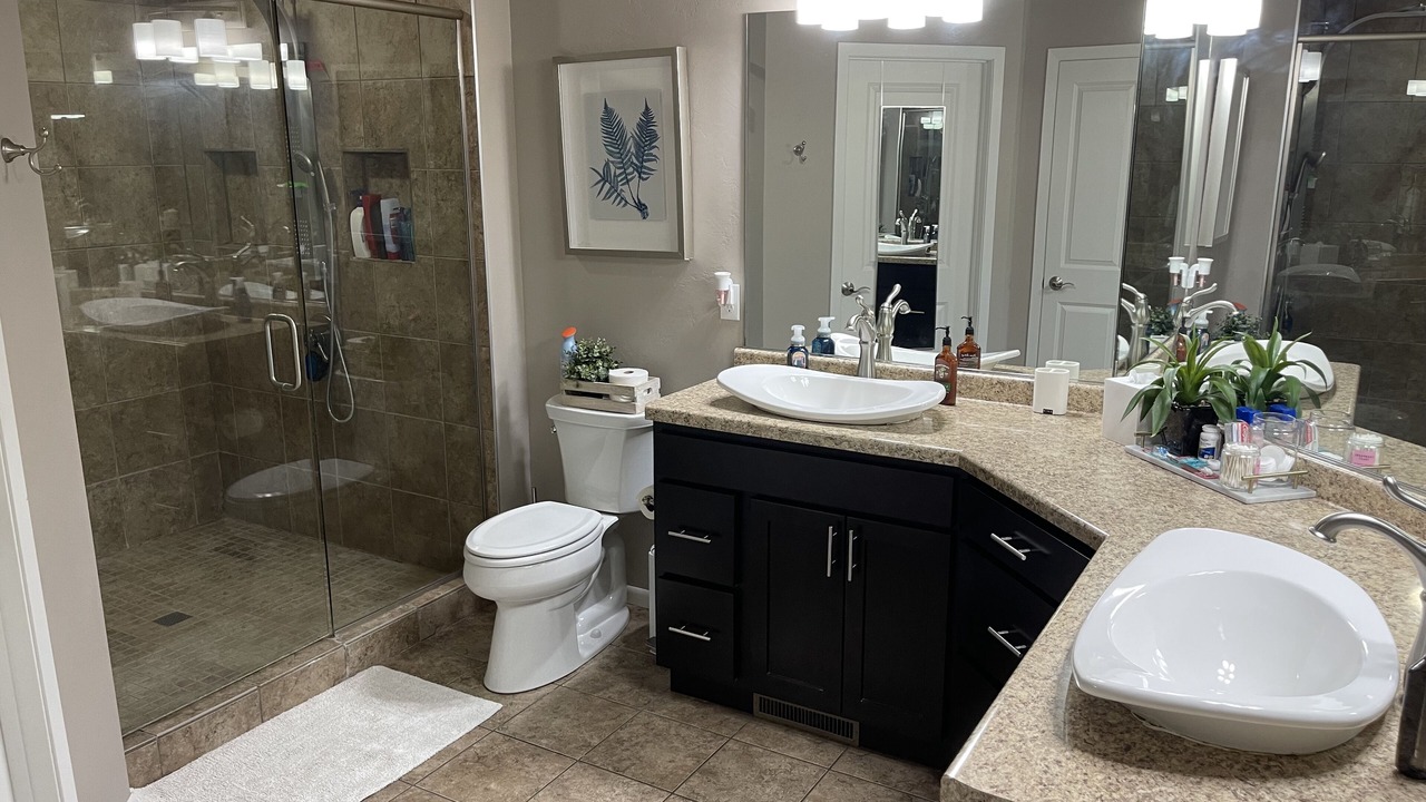 Photo of Bathroom in Butte Des Morts