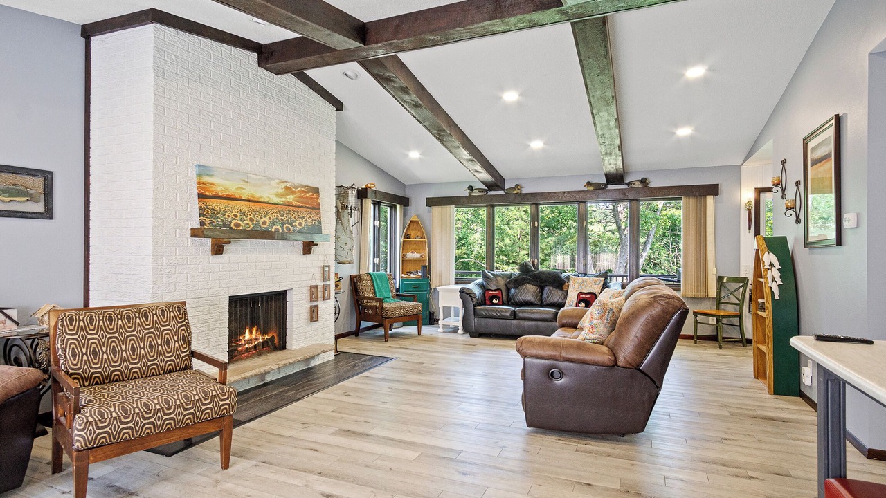 Photo of Bedroom in Jim Falls