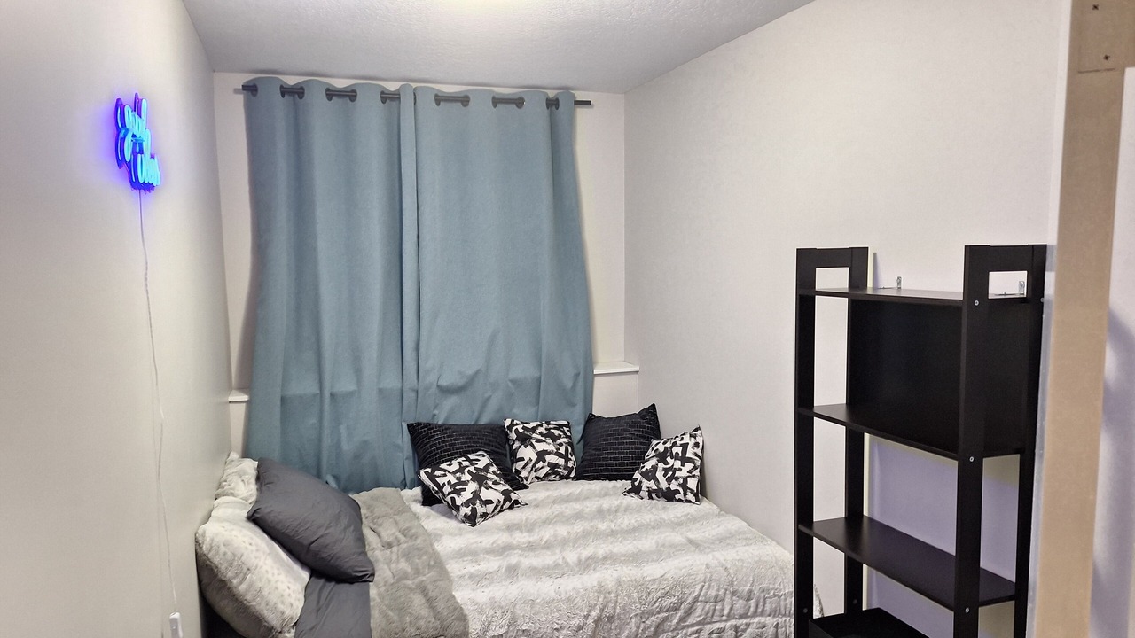 Photo of Bedroom in Isle