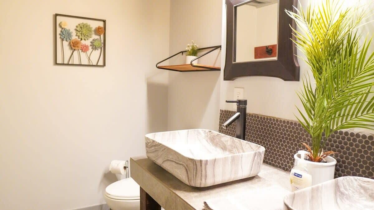 Photo of Bathroom in Niles