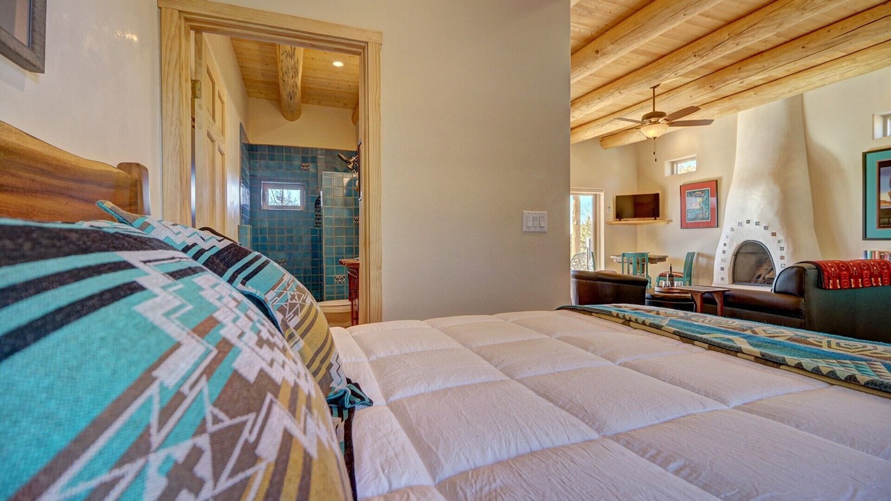 Photo of Bedroom in Eldorado at Santa Fe