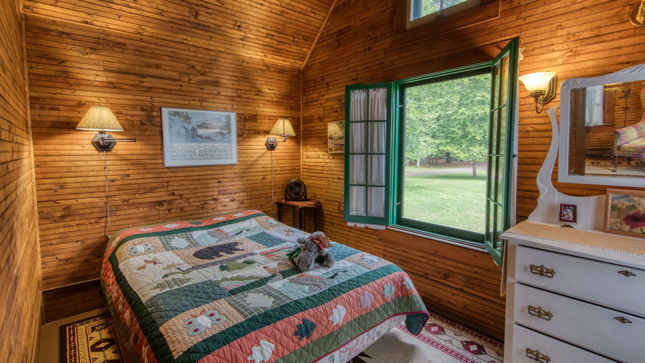 Photo of Bedroom in Saranac Lake