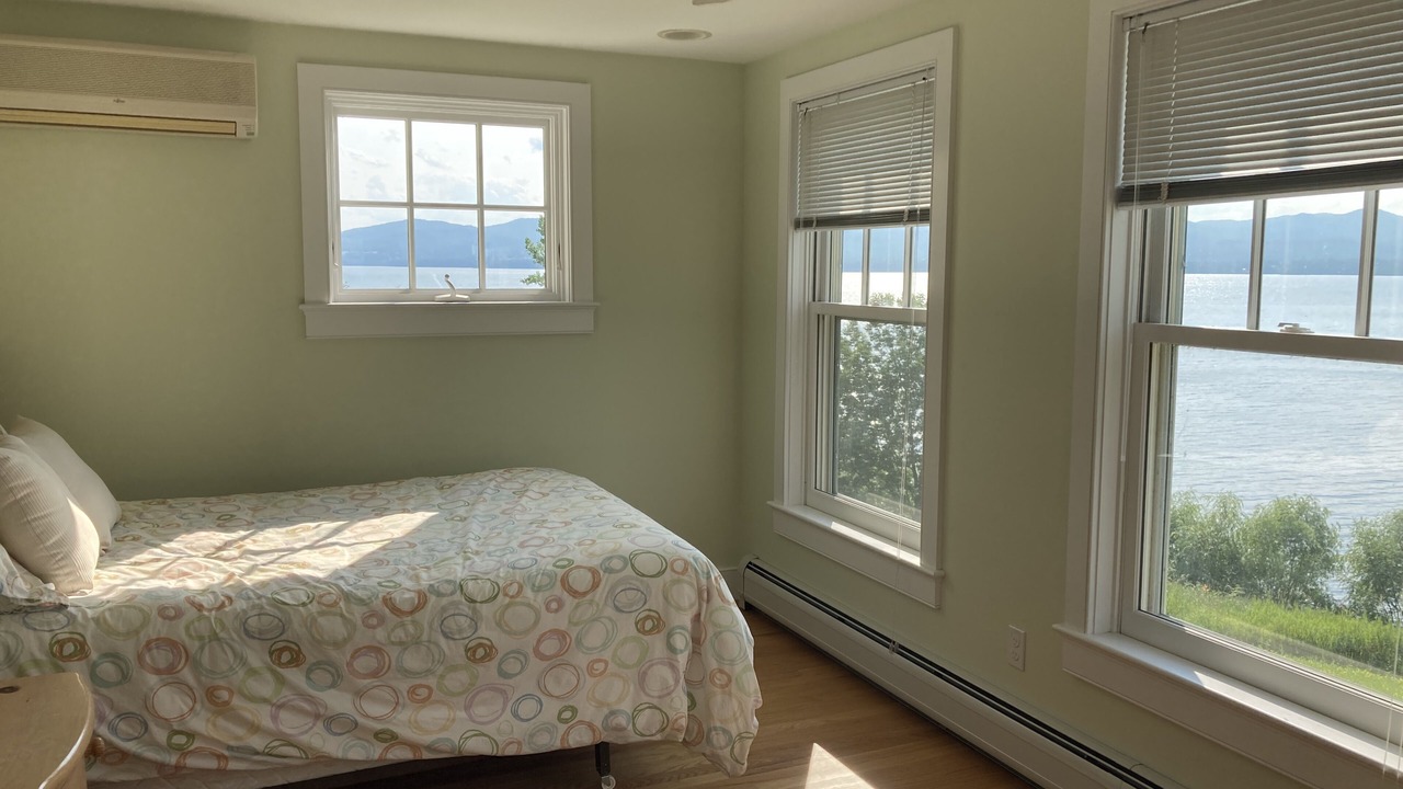 Photo of Bedroom in Vergennes