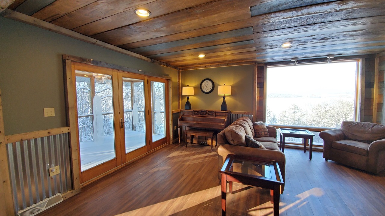 Photo of Bedroom in Dollar Bay