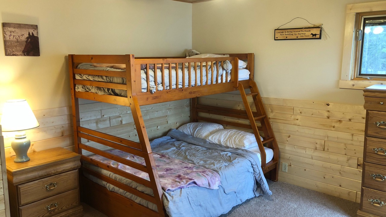 Photo of Bedroom in Crandon