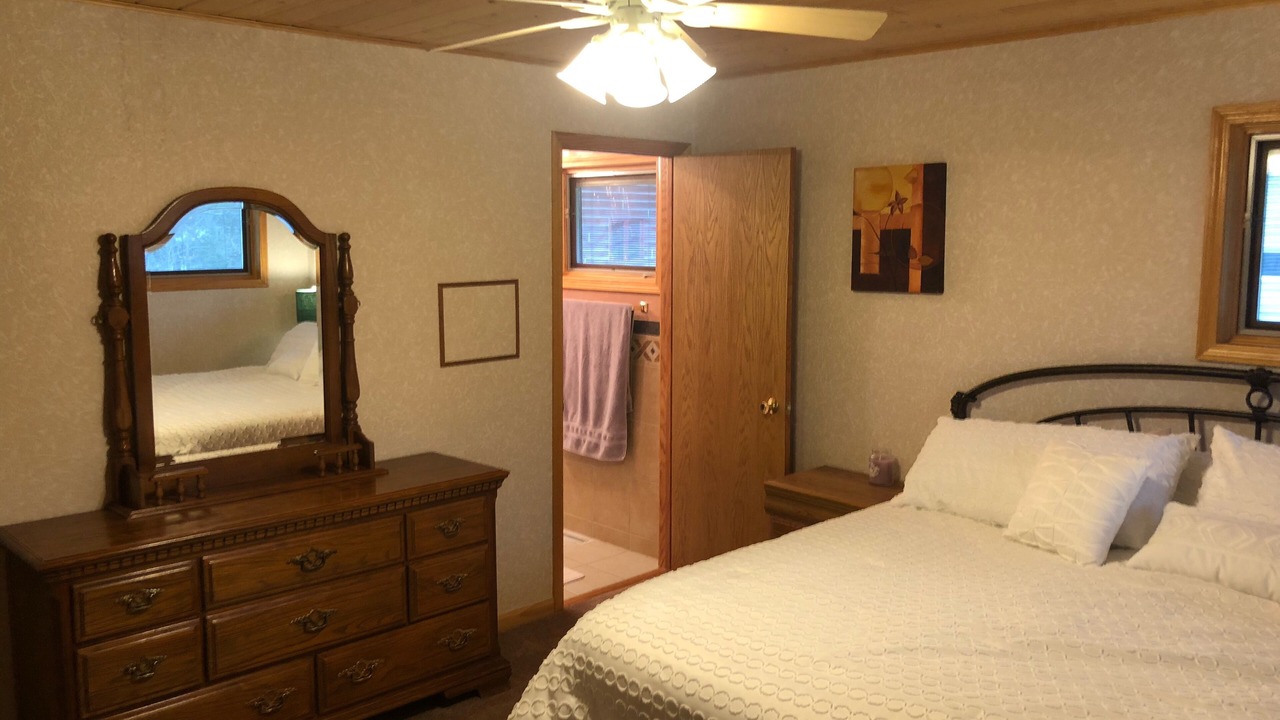 Photo of Bedroom in Crandon