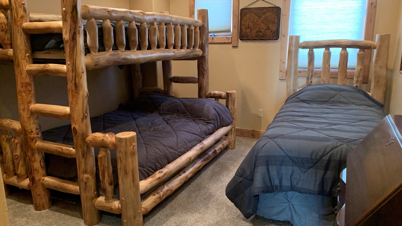 Photo of Bedroom in South Fork