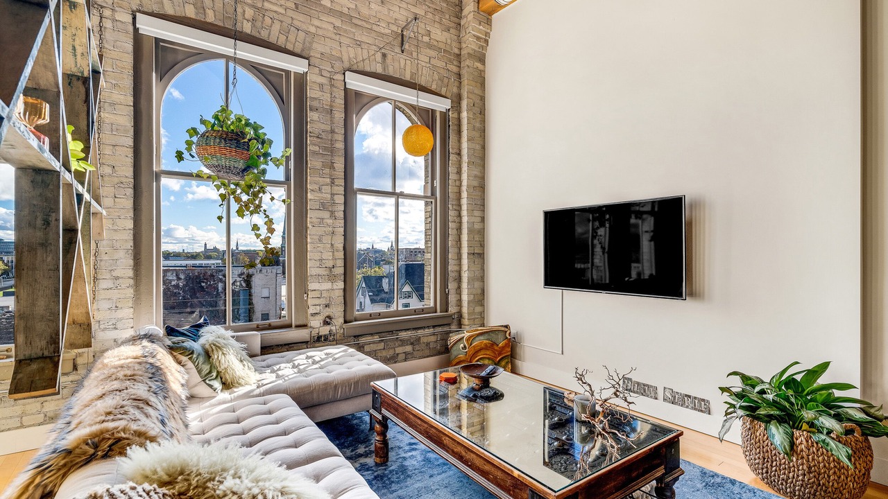 Photo of Livingroom in Fifth Ward