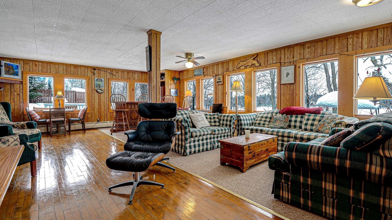 Photo of Livingroom in Winter