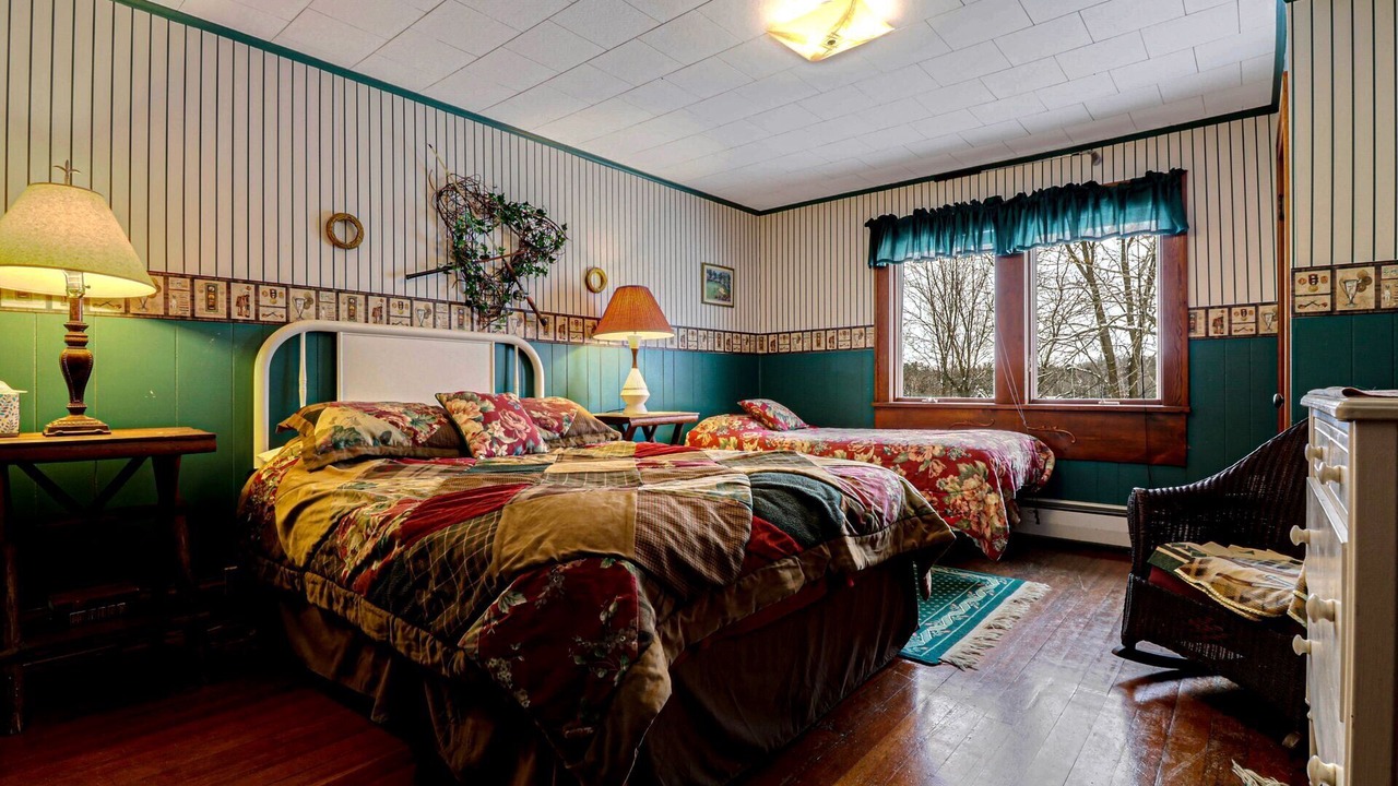 Photo of Bedroom in Winter