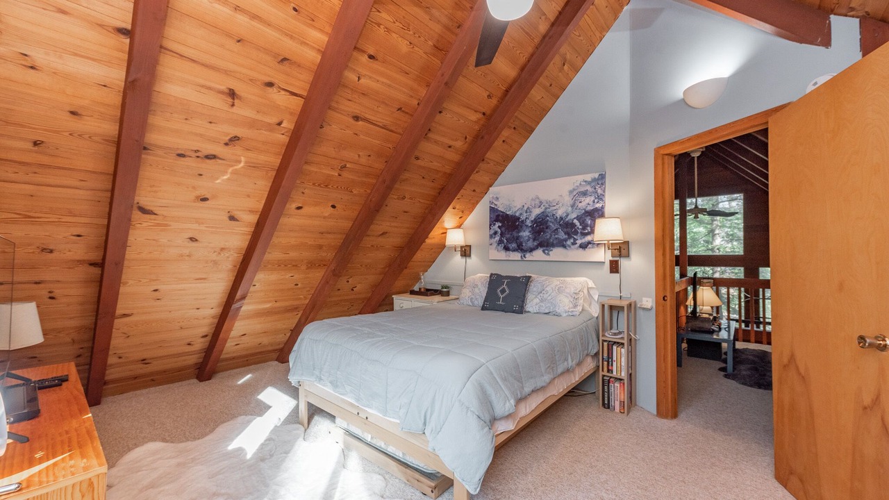 Photo of Bedroom in Sky Valley