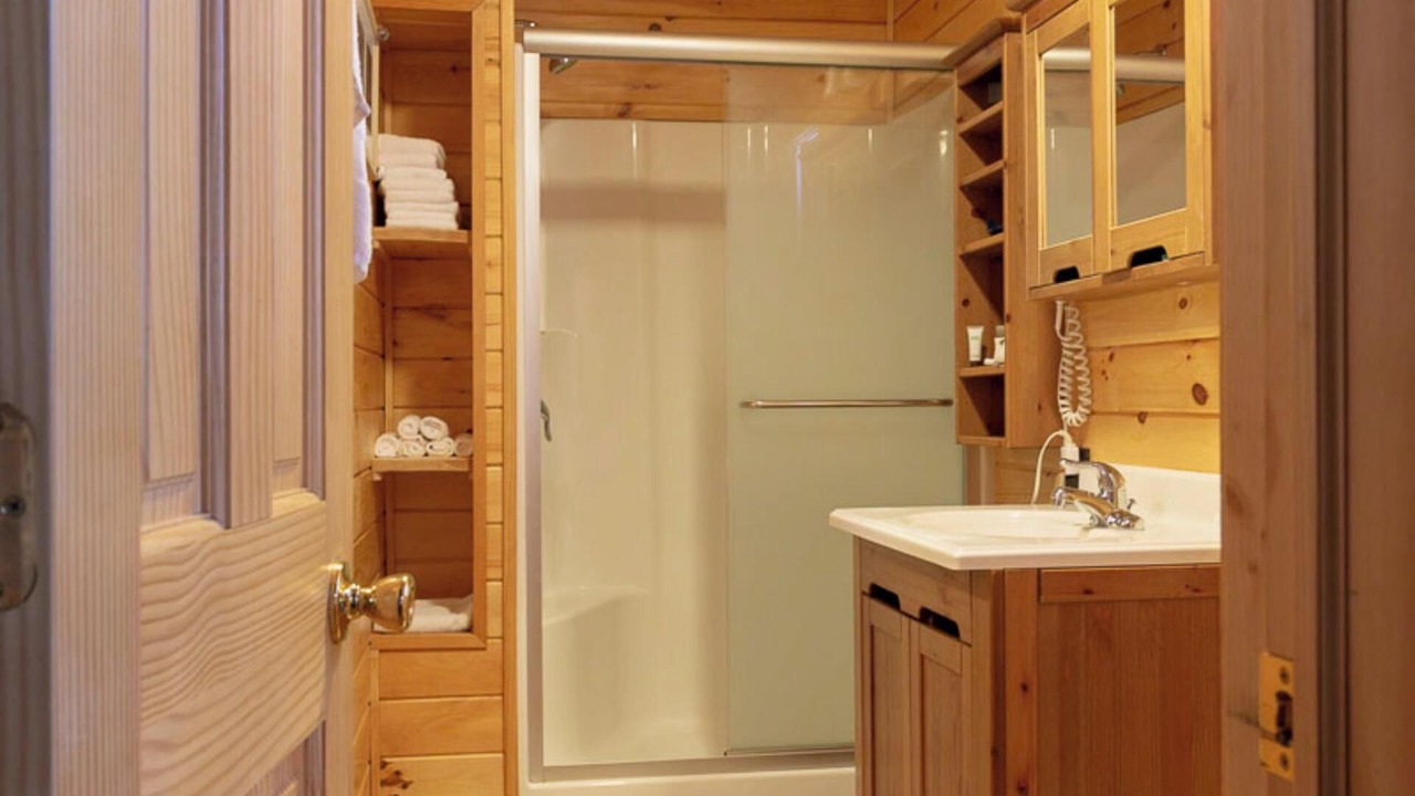 Photo of Bathroom in Long Lake