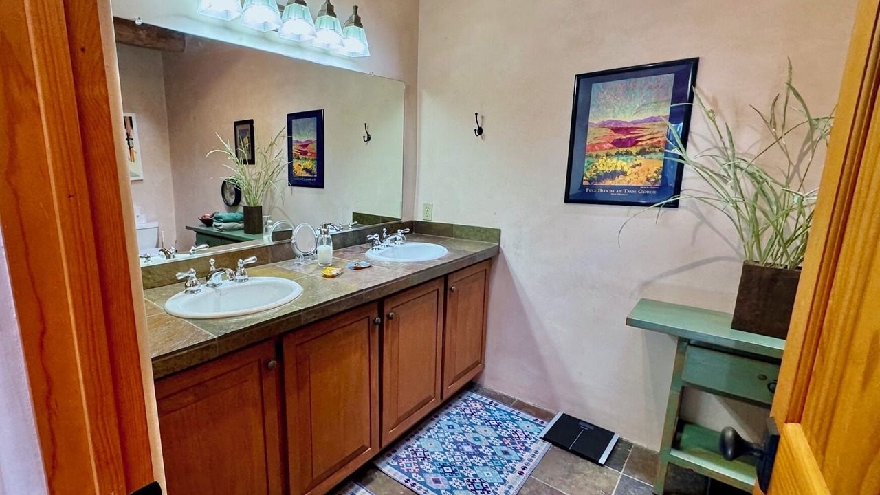 Photo of Bathroom in Arroyo Seco
