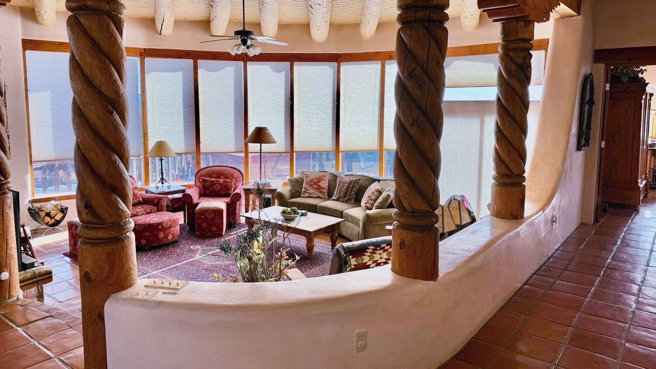 Photo of Bedroom in Arroyo Seco