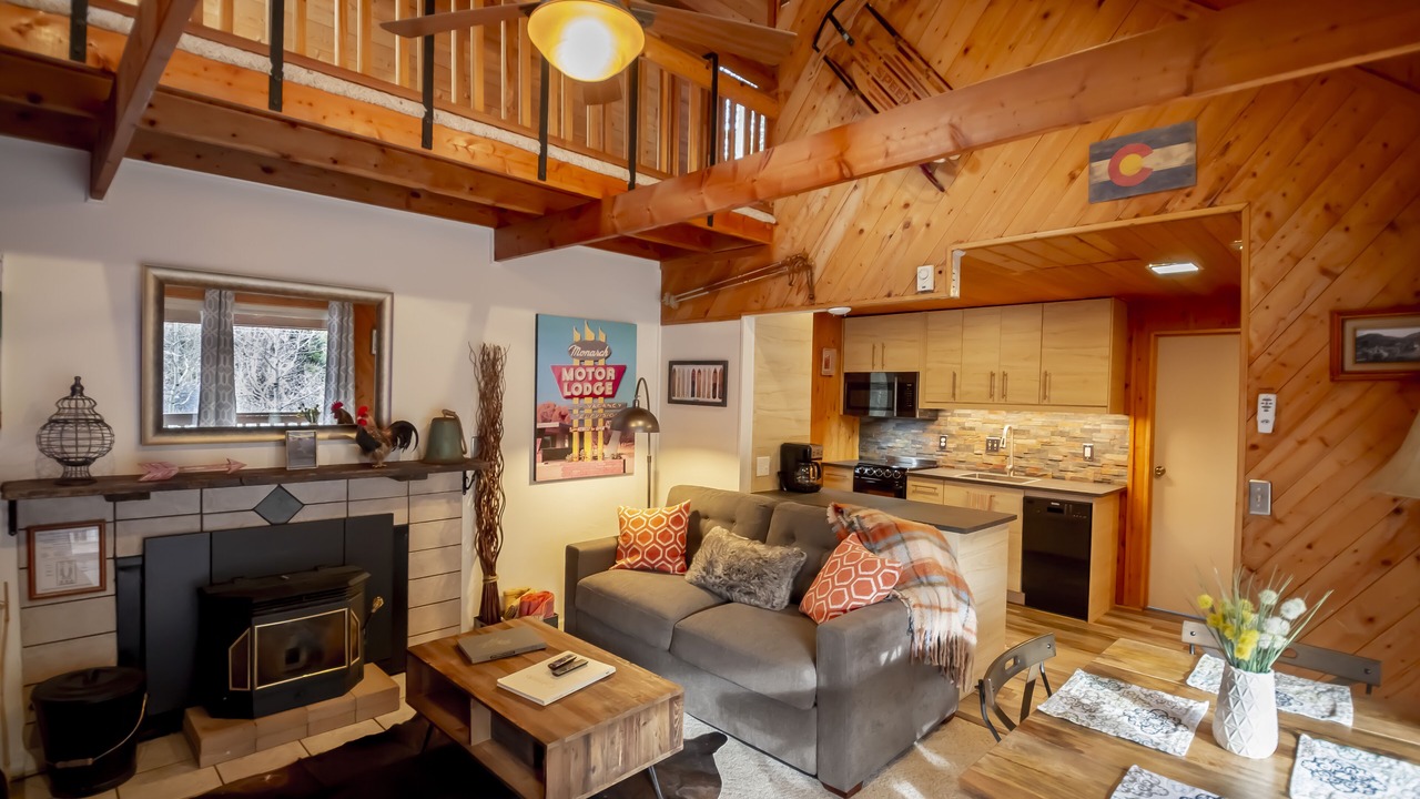 Photo of Livingroom in Garfield