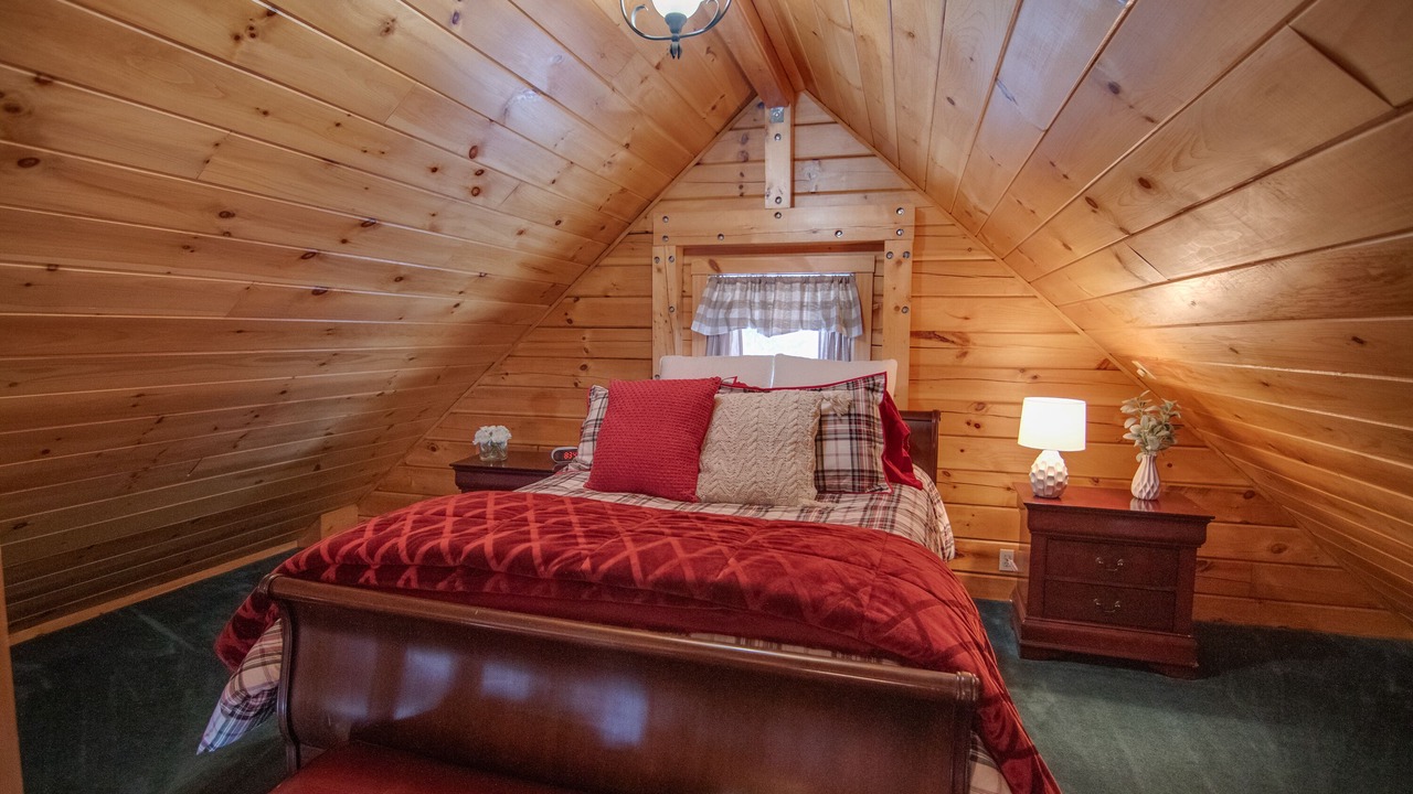 Photo of Bedroom in North Woodstock