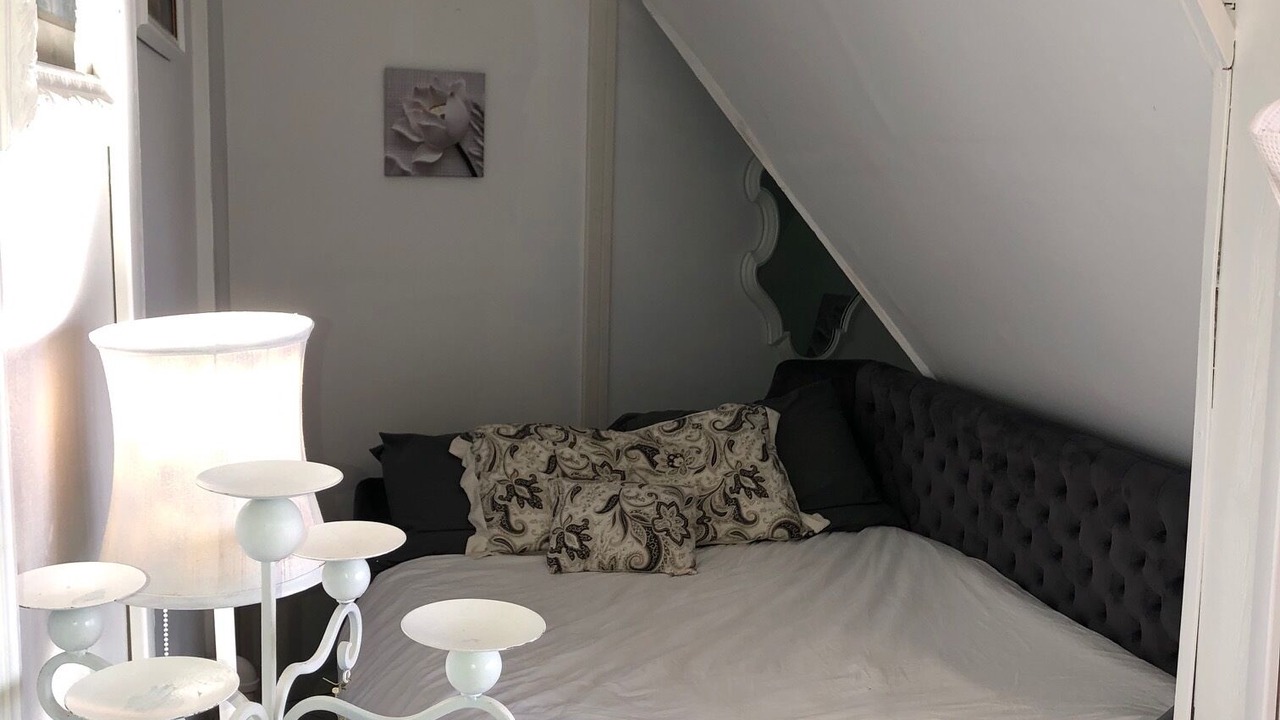 Photo of Bedroom in West Main HIll