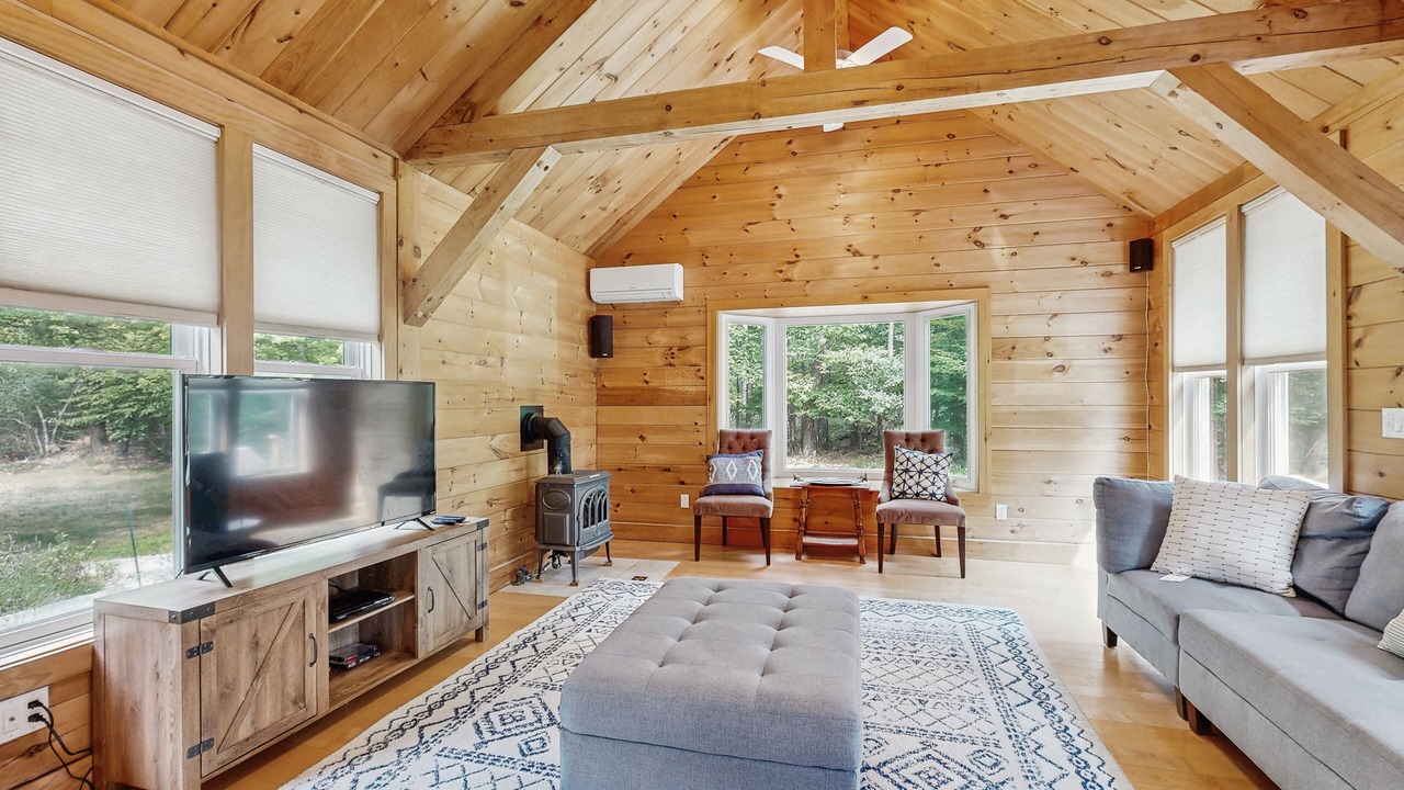 Photo of Livingroom in Freedom