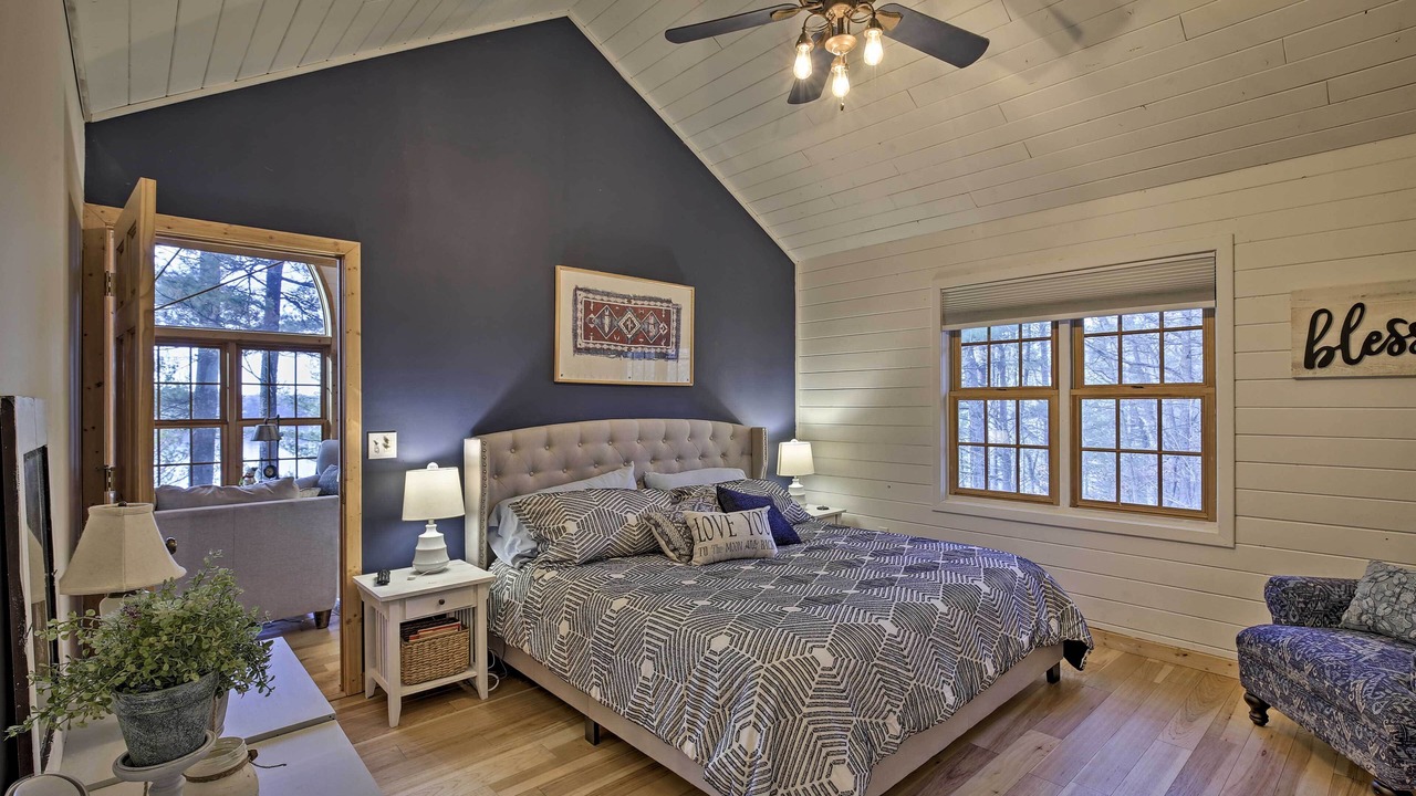 Photo of Bedroom in Webster