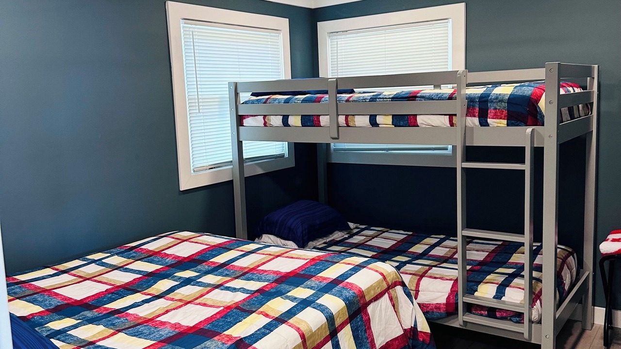 Photo of Bedroom in Paw Paw