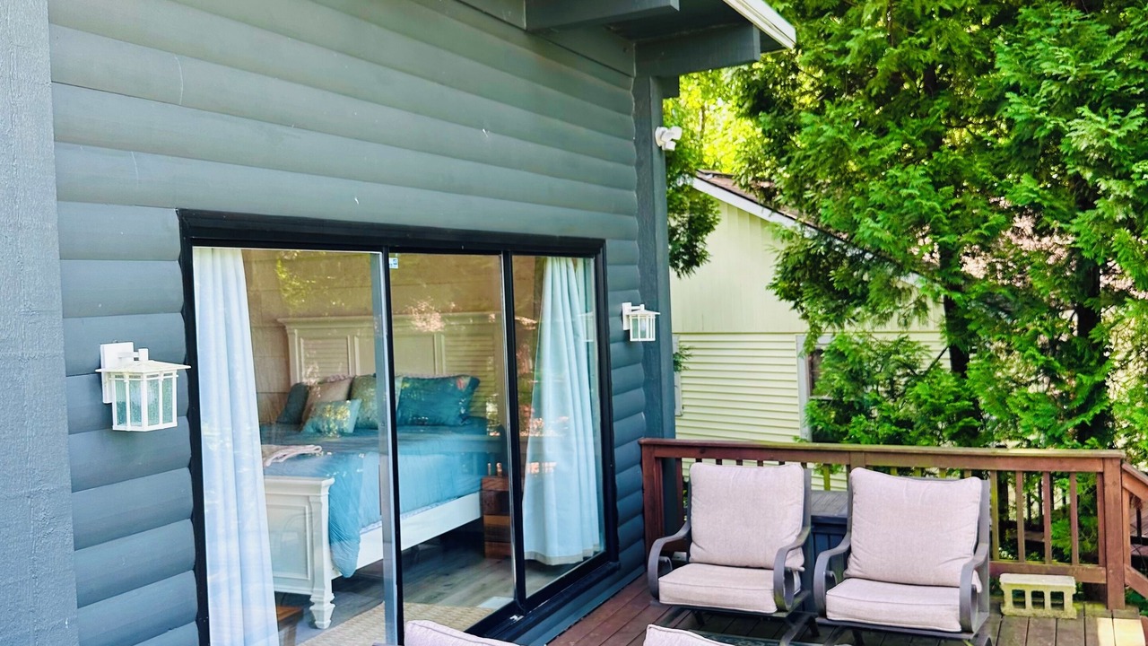 Photo of Patio Balcony in Paw Paw