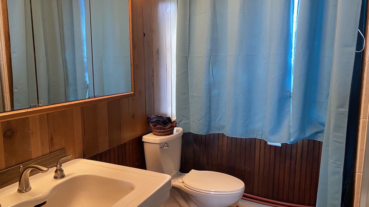 Photo of Bathroom in Au Train