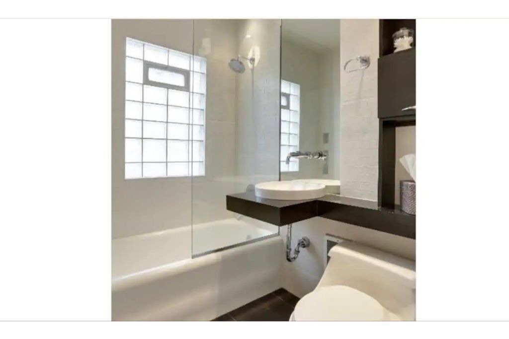 Photo of Bathroom in Fulton