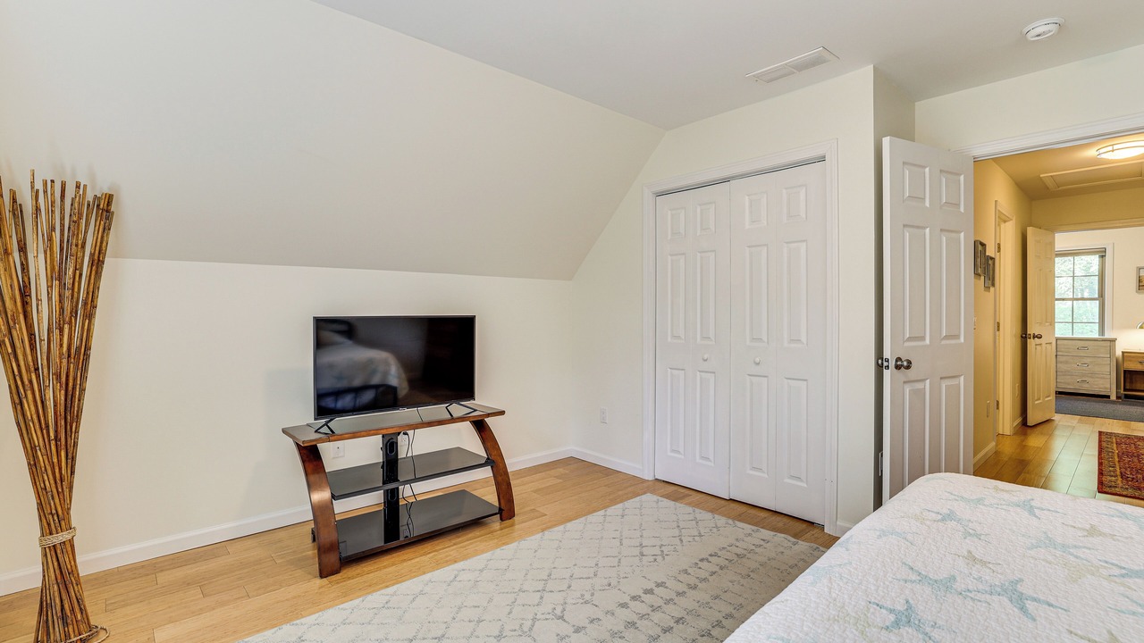 Photo of Bedroom in Gilman