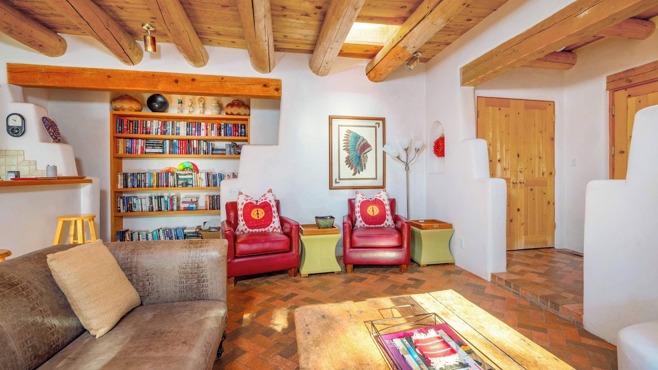 Photo of Livingroom in Santa Fe