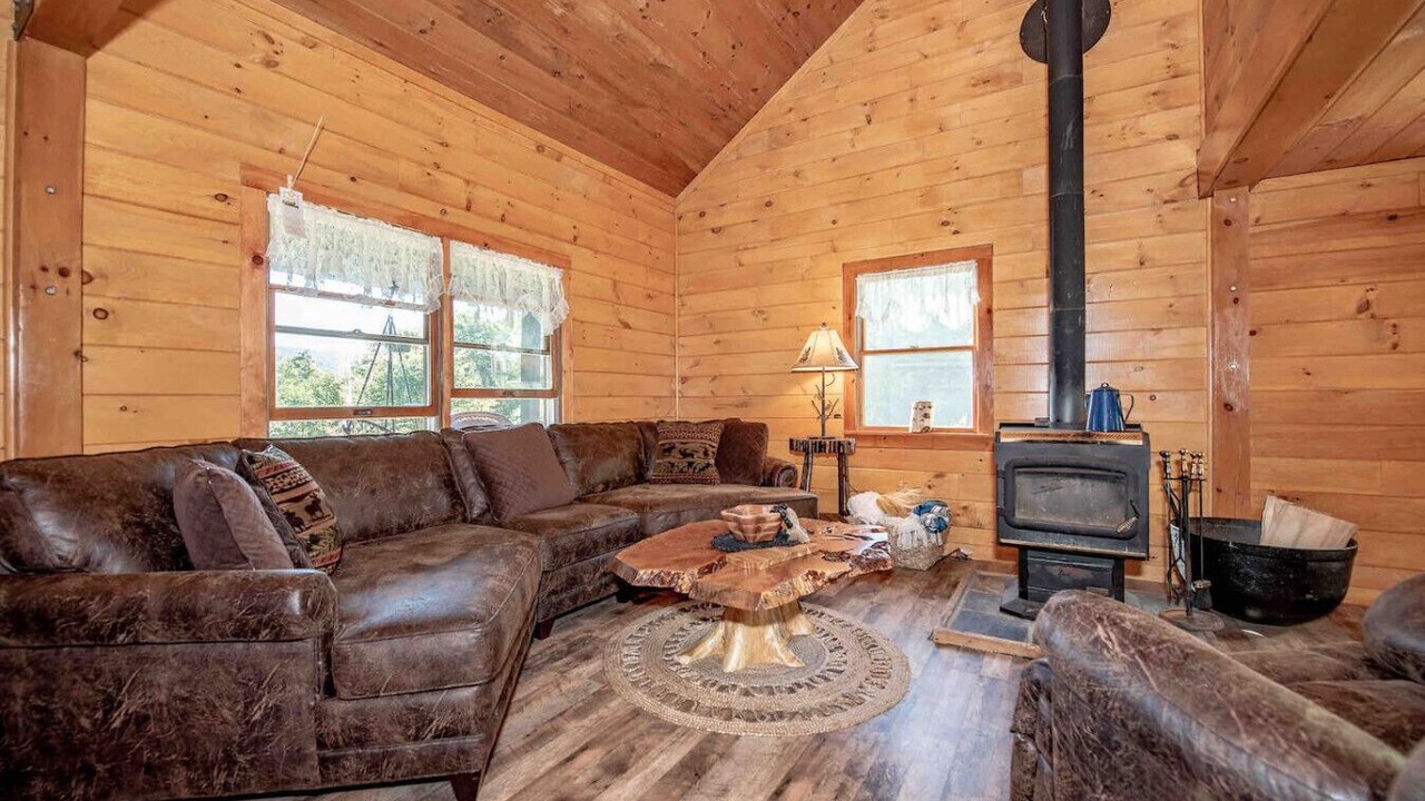 Photo of Livingroom in Canaan