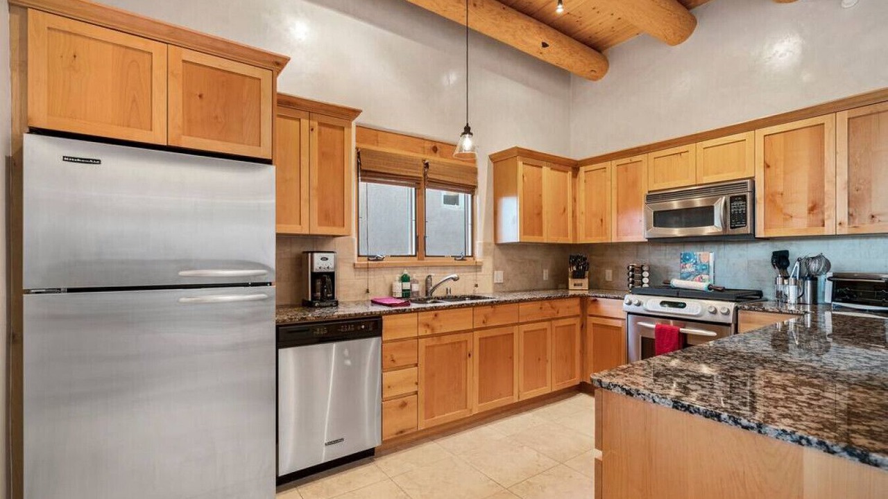 Photo of Kitchen in Tesuque