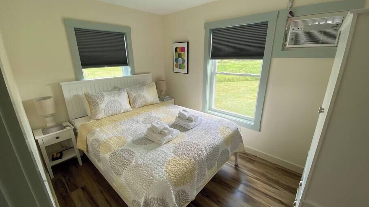 Photo of Bedroom in Alburg